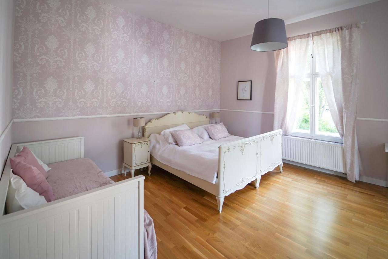 Spa Apartments Theresia Dubi  Luaran gambar