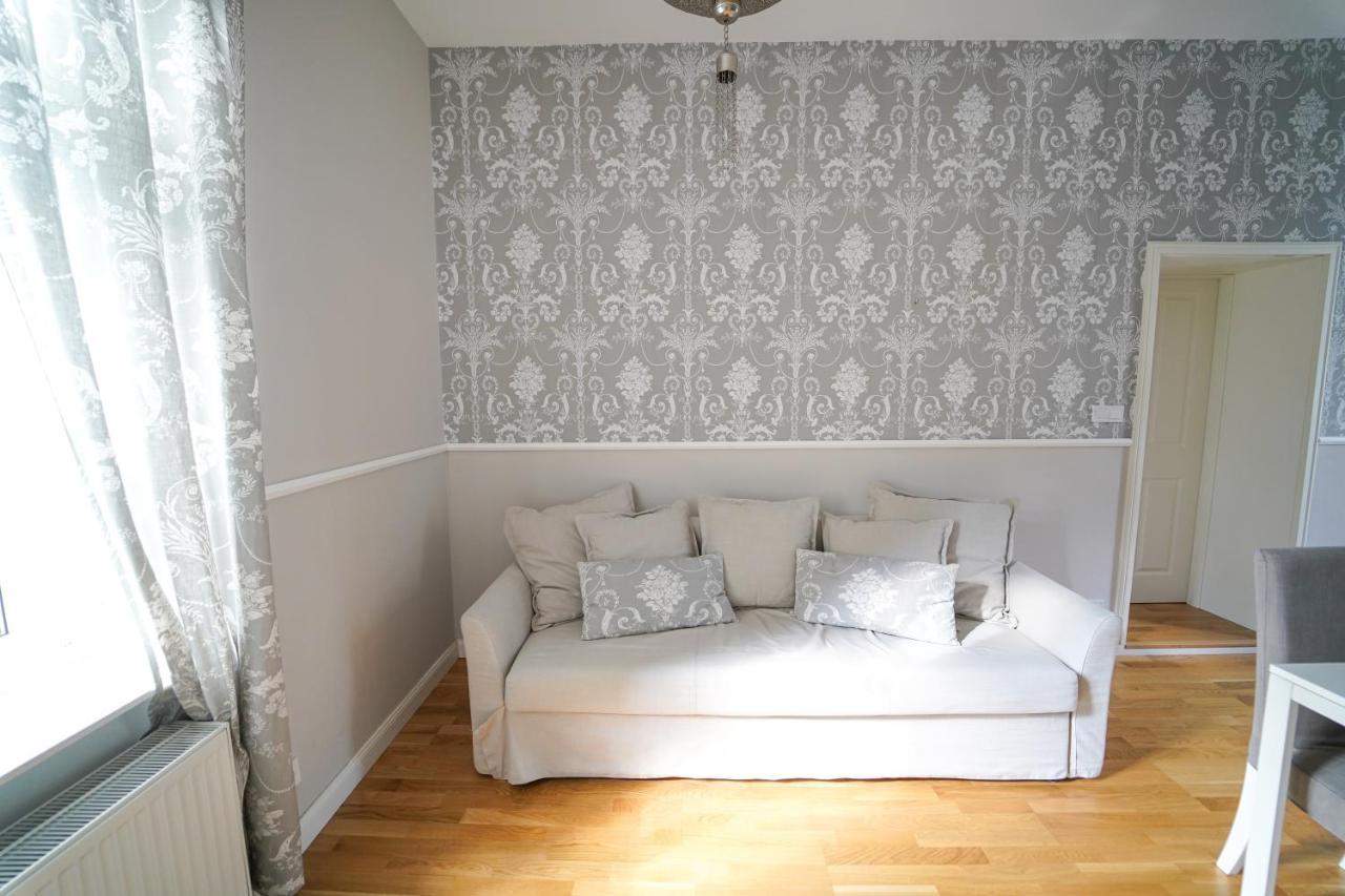 Spa Apartments Theresia Dubi  Luaran gambar