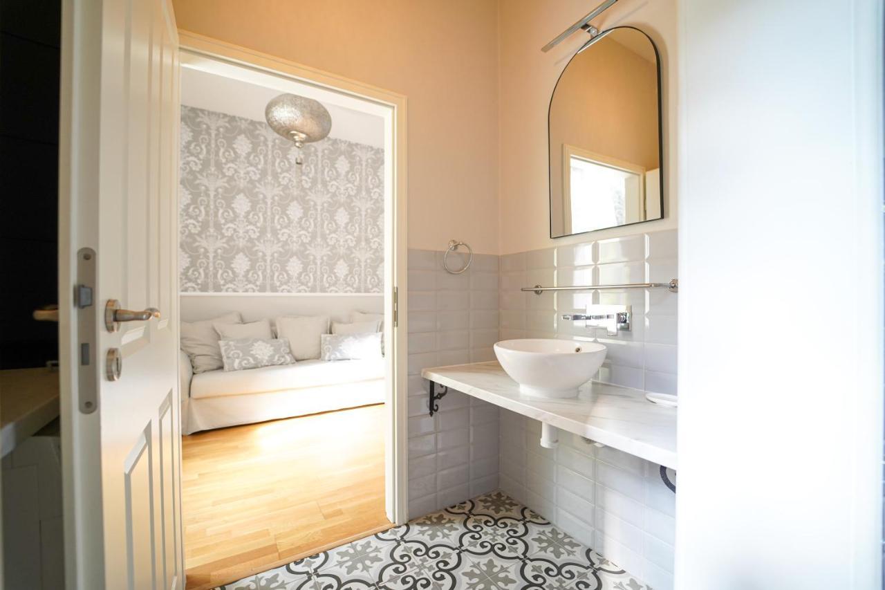 Spa Apartments Theresia Dubi  Luaran gambar