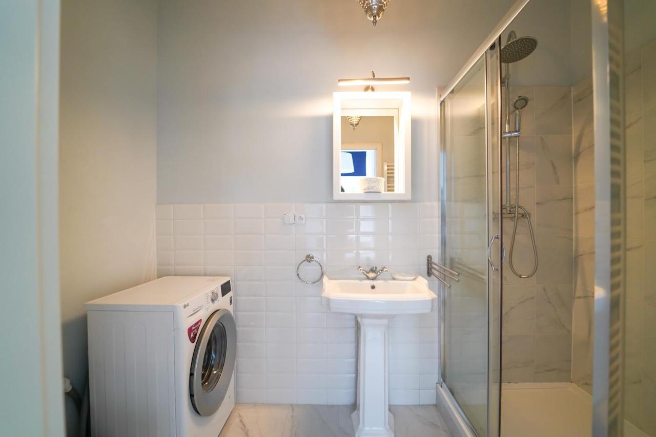 Spa Apartments Theresia Dubi  Luaran gambar